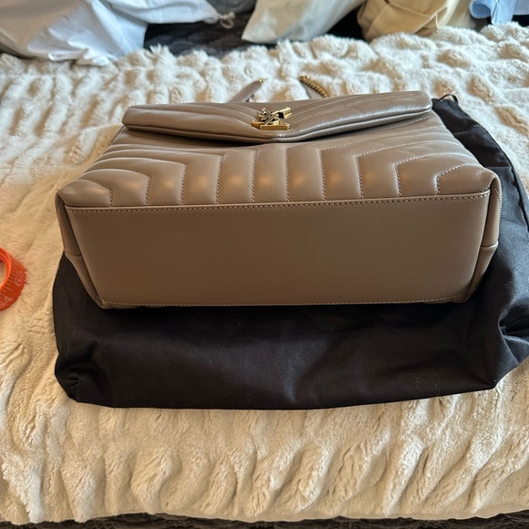 Yves Saint Laurent Tan LouLou Quilted Bag - Picture 5 of 16